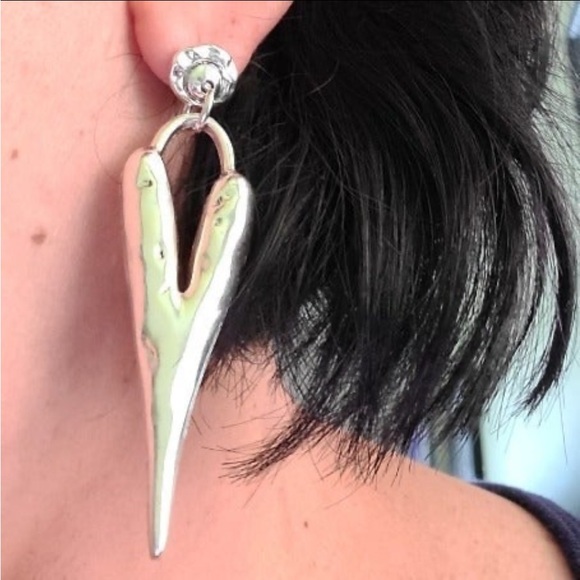 Melted Heart - Boho Earrings - Picture 8 of 9